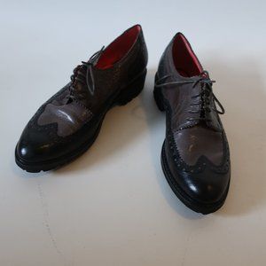 NWOB POS OLE ROUGE BLACK /GRAY  SHOES 39.5 /9.5 *